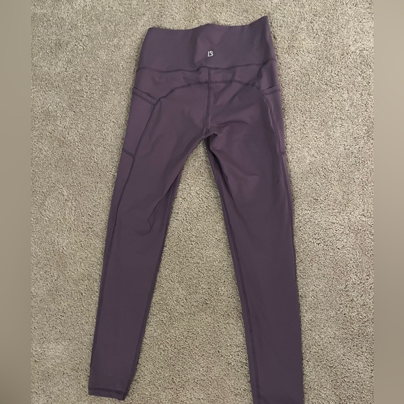 Buffbunny Leggings - Picture 2 of 2